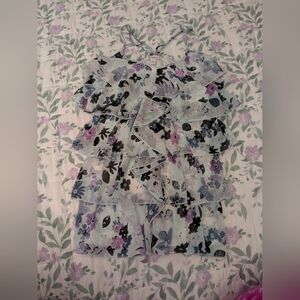 Candie's Small Blue And White Floral Ruffle Top